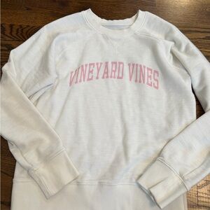 Vineyard Vines Women's Cream Sweater with Pink Lettering